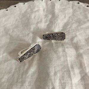 Vtg Silver Patterned Magnetic Cufflinks